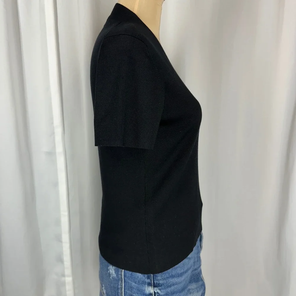 Liz Claiborne Collection Black Silk Blend Knit Top Size M Short‎ Sleeve
